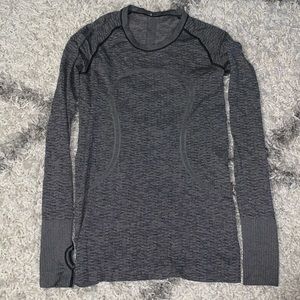 Lululemon grey long sleeve